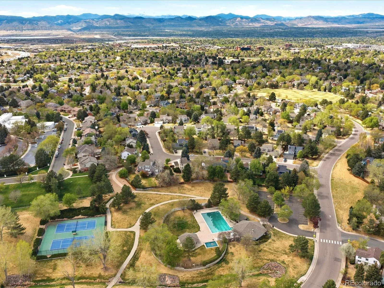 8016 S Vine Way Centennial CO 80122 MLS #REC3090830 04182026223849 1600 48