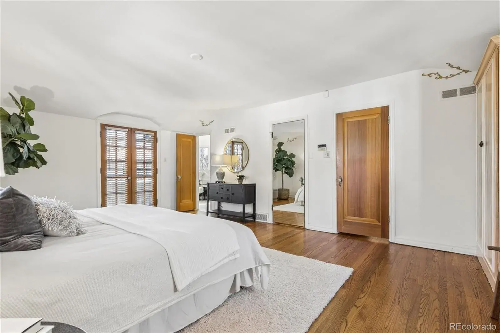 02062026220507 1600 32