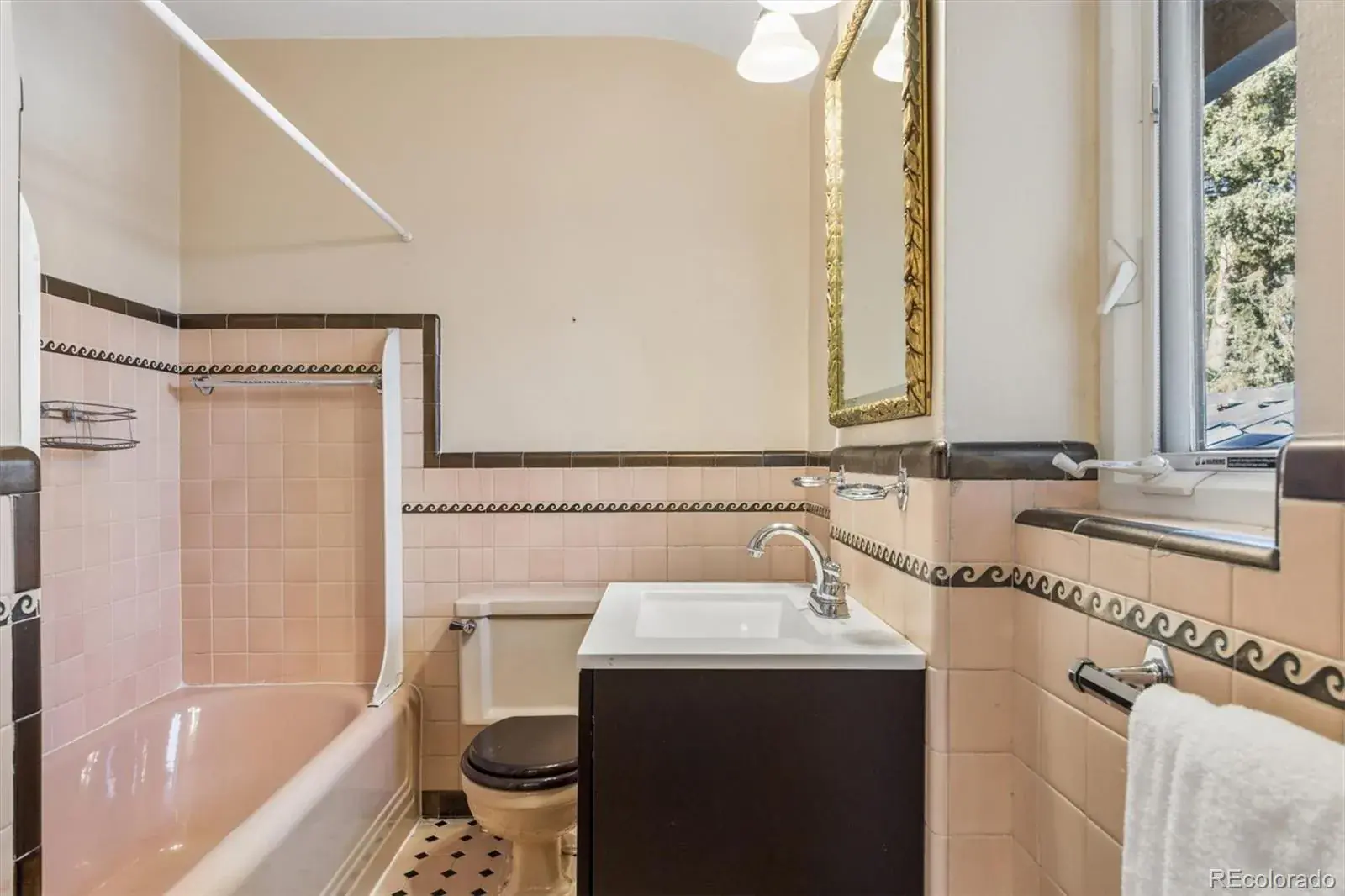 02062026220507 1600 40