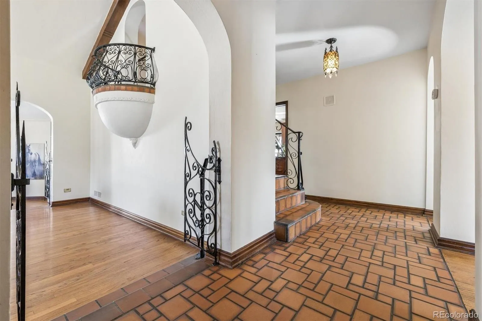 6 Ivy Lane Denver CO 80220 MLS #REC3090993 05162026064822 1600 10