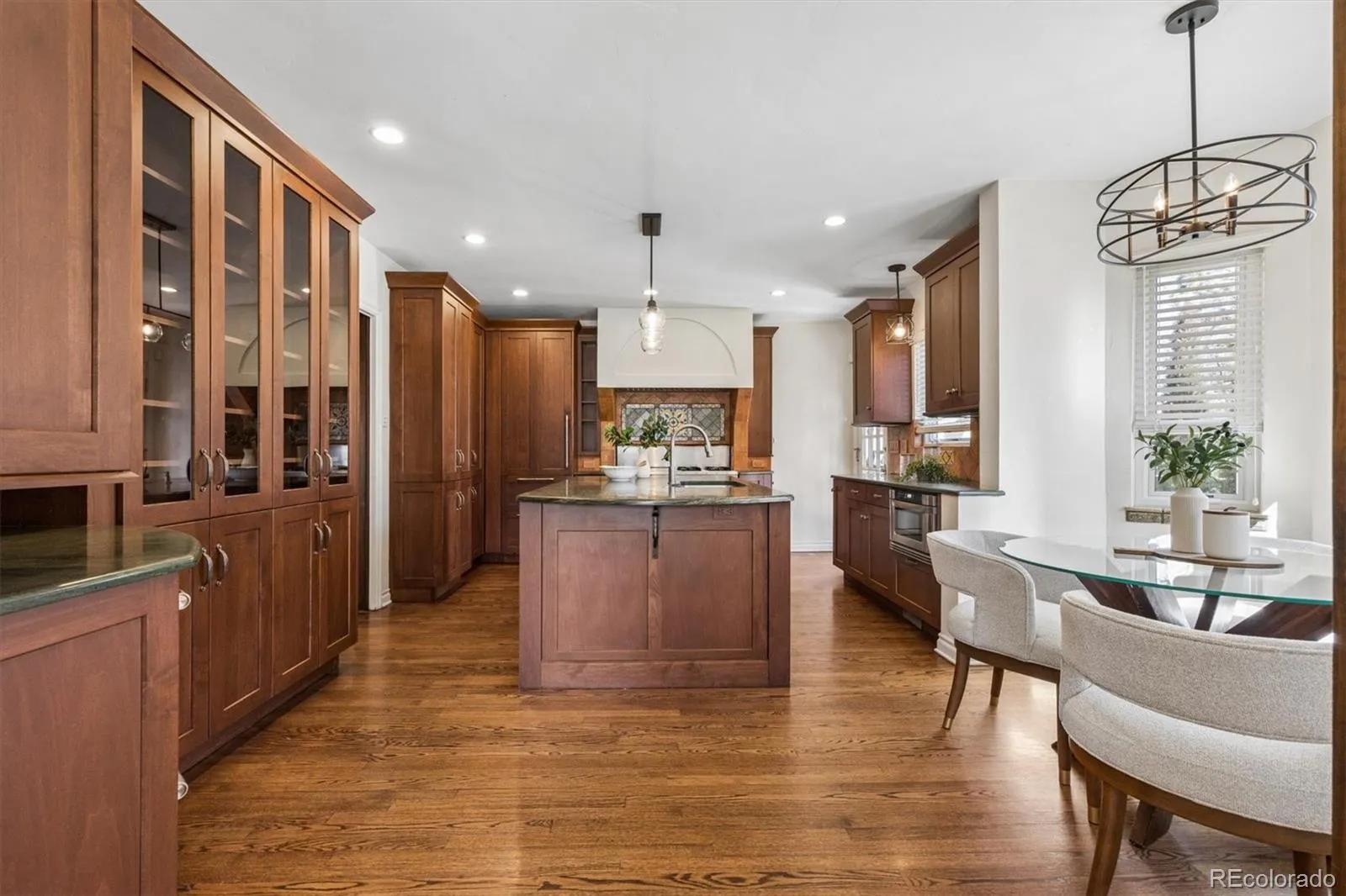 6 Ivy Lane Denver CO 80220 MLS #REC3090993 05162026064822 1600 23