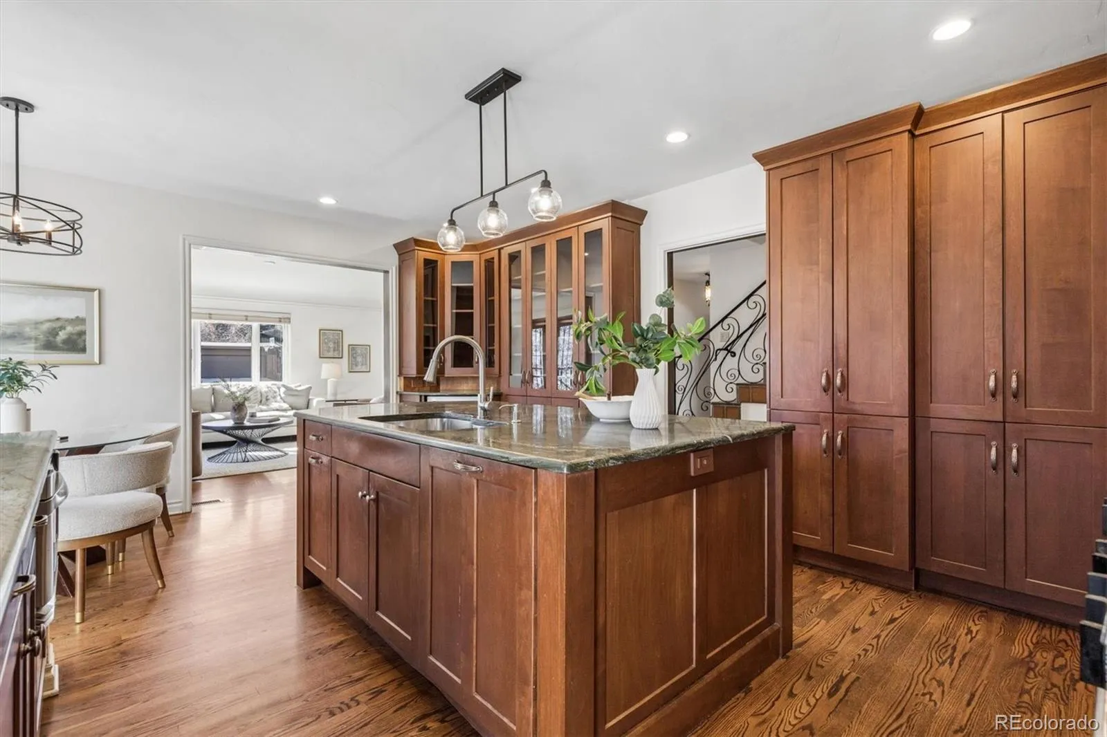 6 Ivy Lane Denver CO 80220 MLS #REC3090993 05162026064822 1600 25