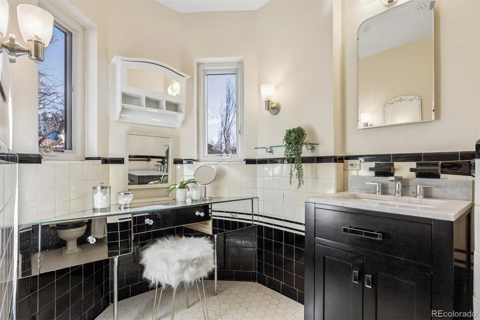6 Ivy Lane Denver CO 80220 MLS #REC3090993 05162026064822 1600 33