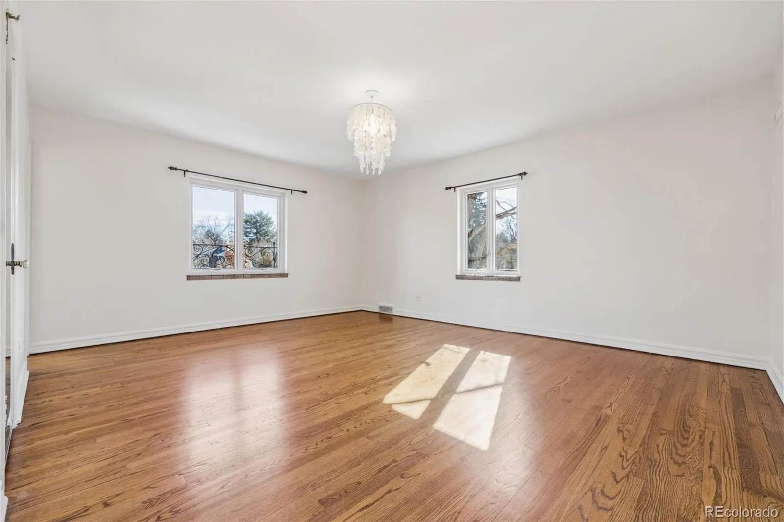 6 Ivy Lane Denver CO 80220 MLS #REC3090993 05162026064822 1600 37