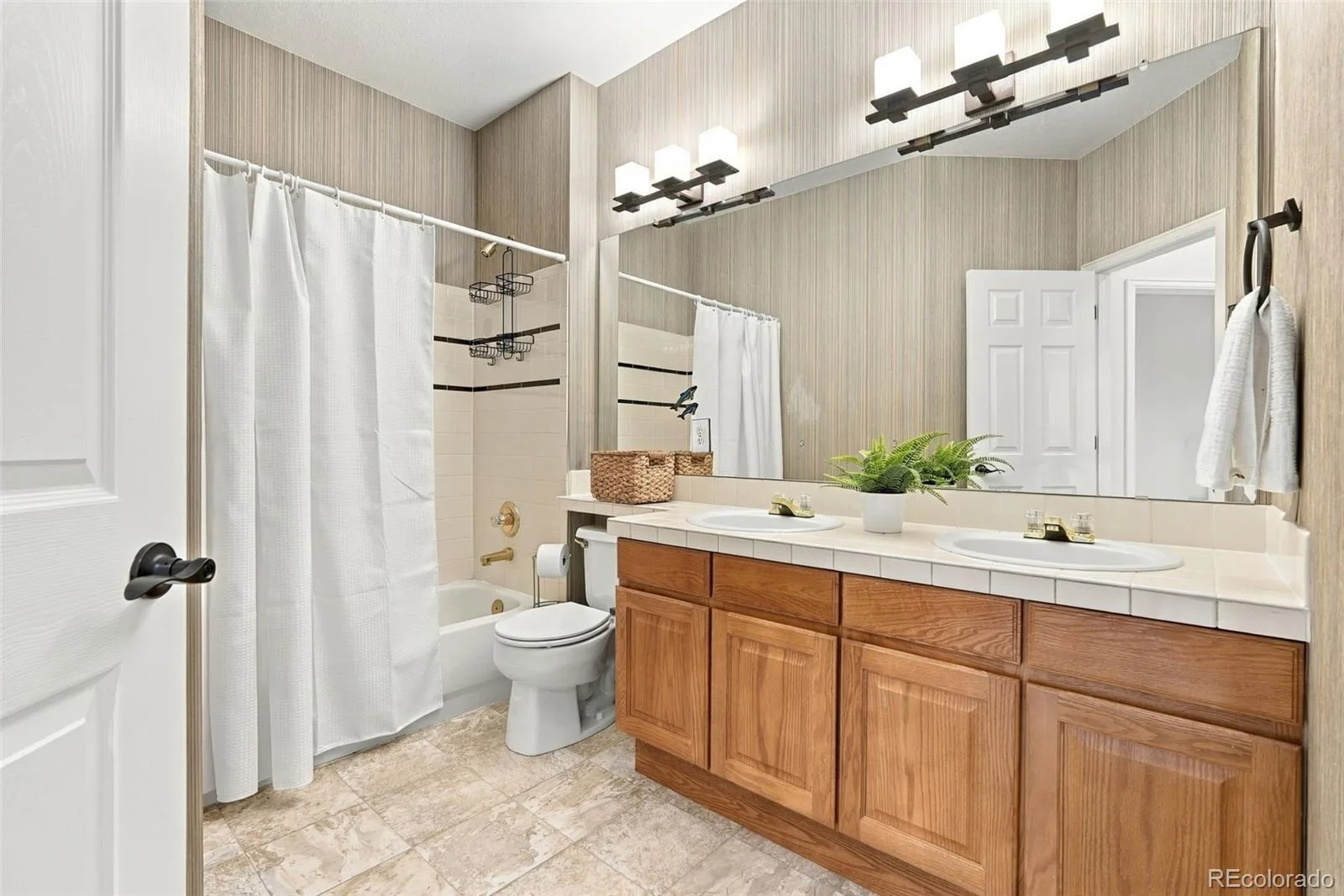7325 E Cedar Place Denver CO 80230 | MLS #REC3091239 09282026235934 1600 28
