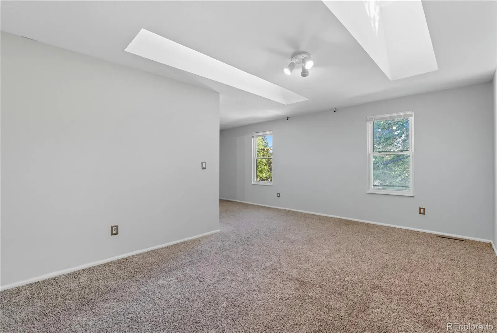 5229 S Pagosa Way Centennial CO 80015 MLS #REC3092118 10302025014431 1600 15