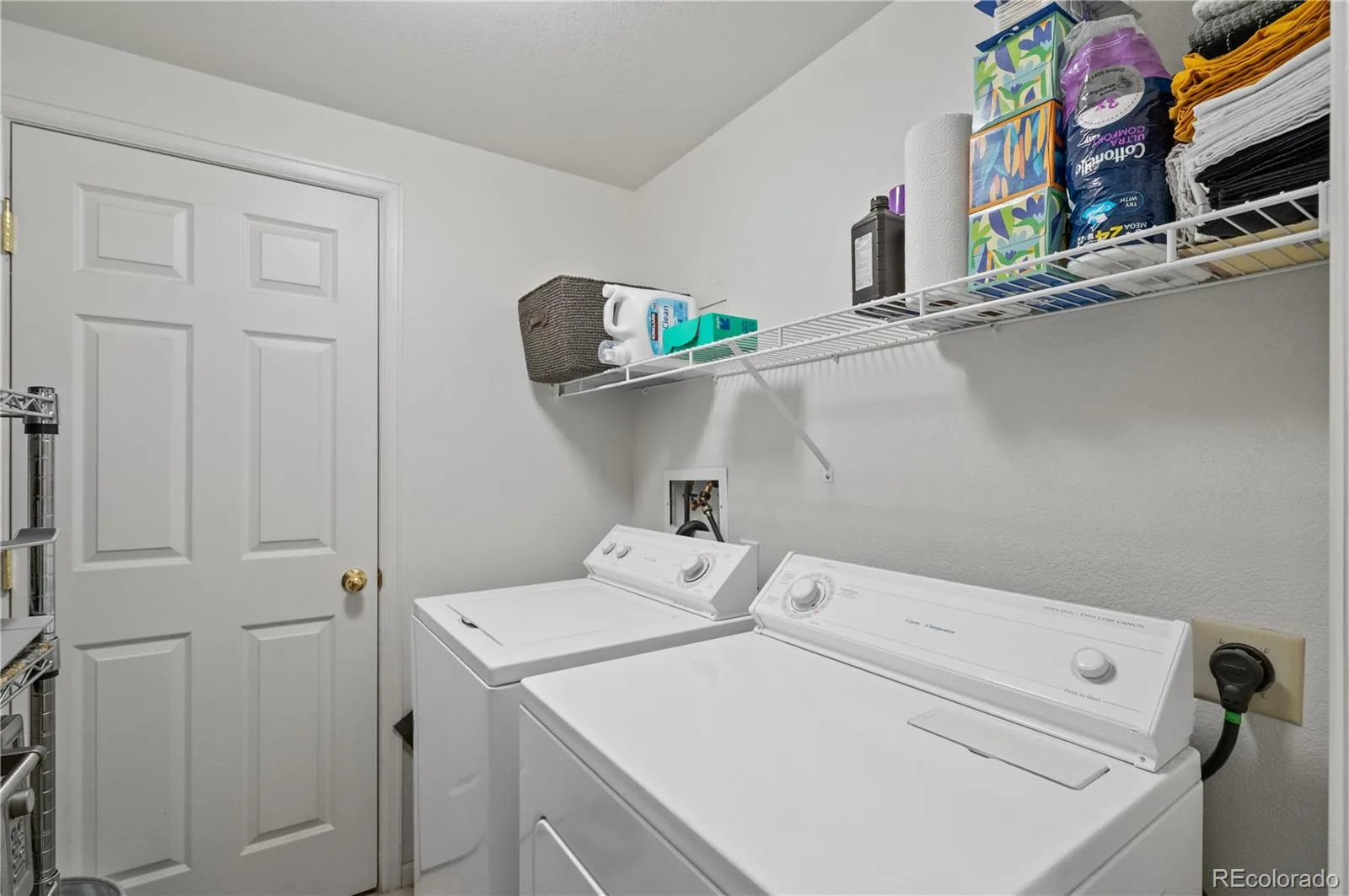 180 Cook Street #203 Denver CO 80206 MLS #REC3092451 06232026175952 1600 31