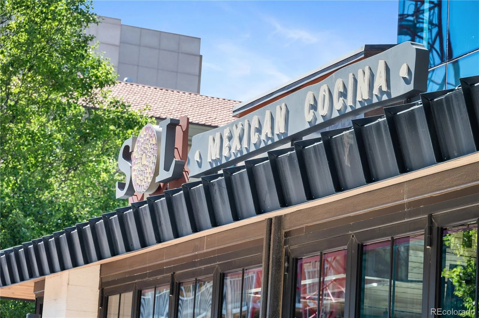 180 Cook Street #203 Denver CO 80206 MLS #REC3092451 06232026175952 1600 41