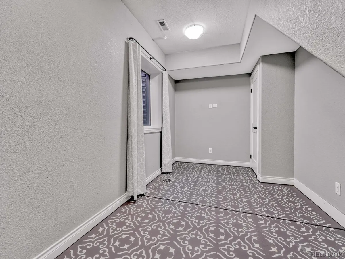 8873 E 29th Place Denver CO 80238 MLS #REC3094084 05202026194411 1200 42