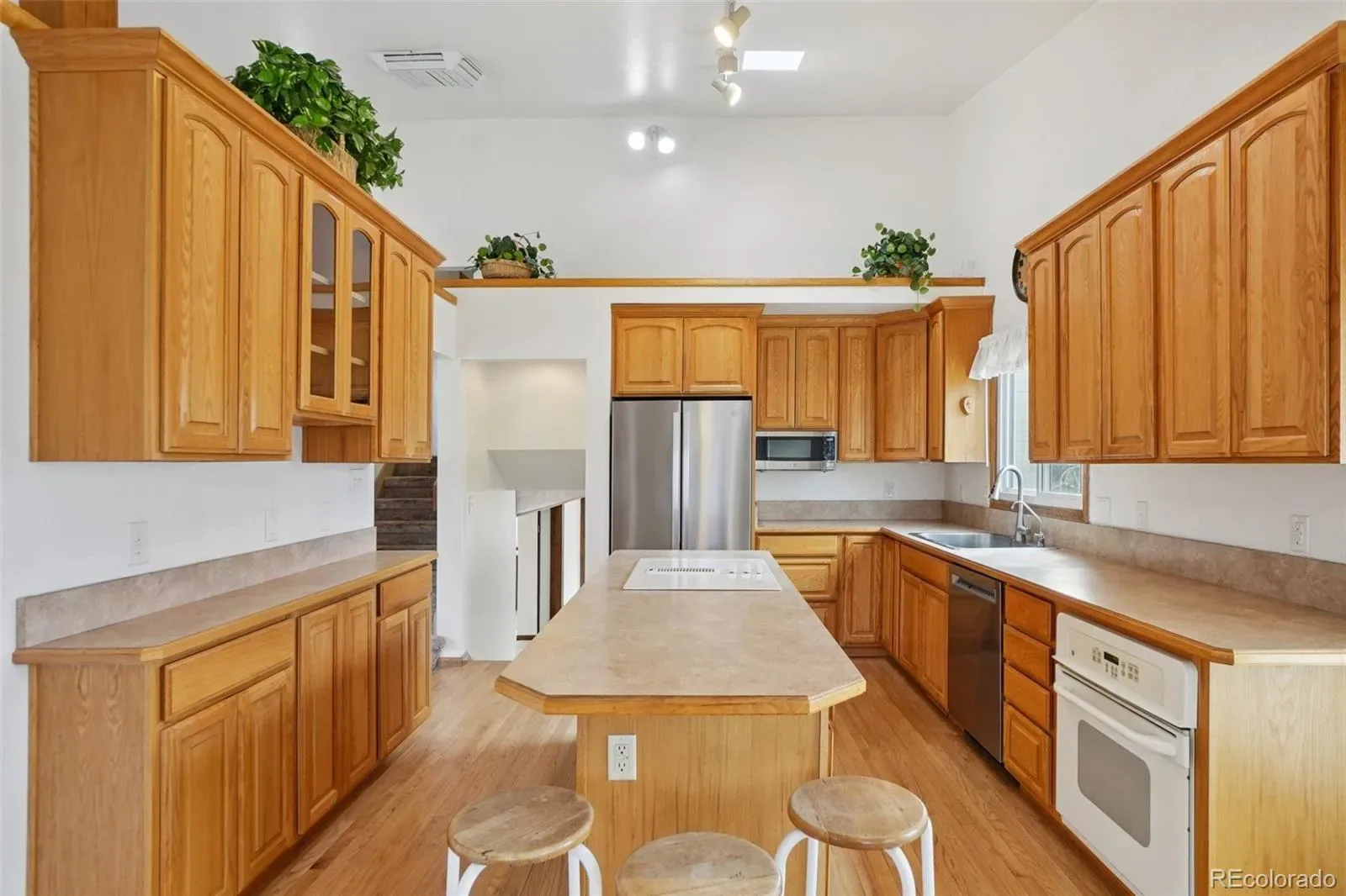 03162026231558 1600 15