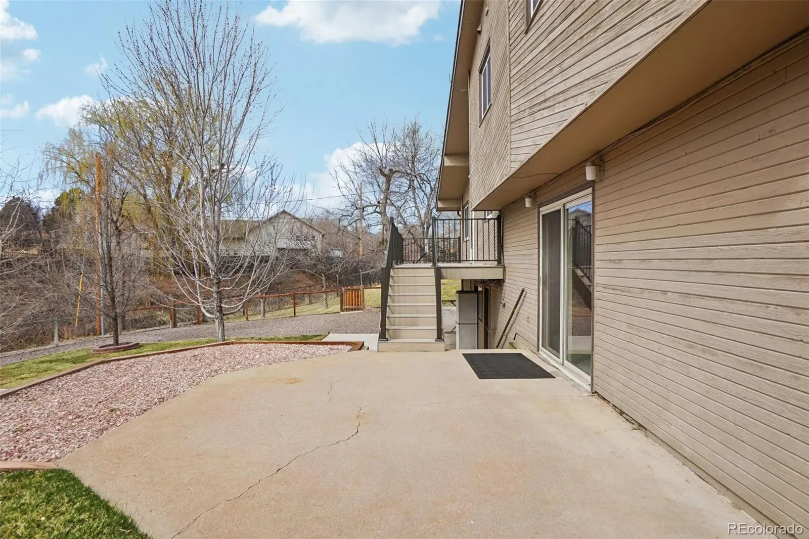 03162026231558 1600 40