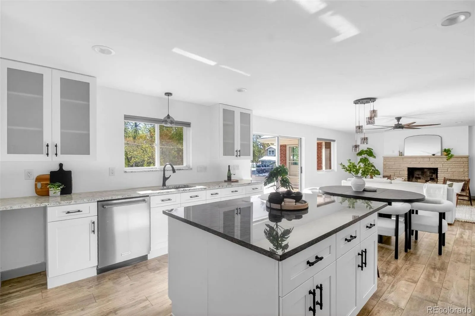 7142 S Davies Street Littleton CO 80120 MLS #REC3094562 05122026134903 1600 11
