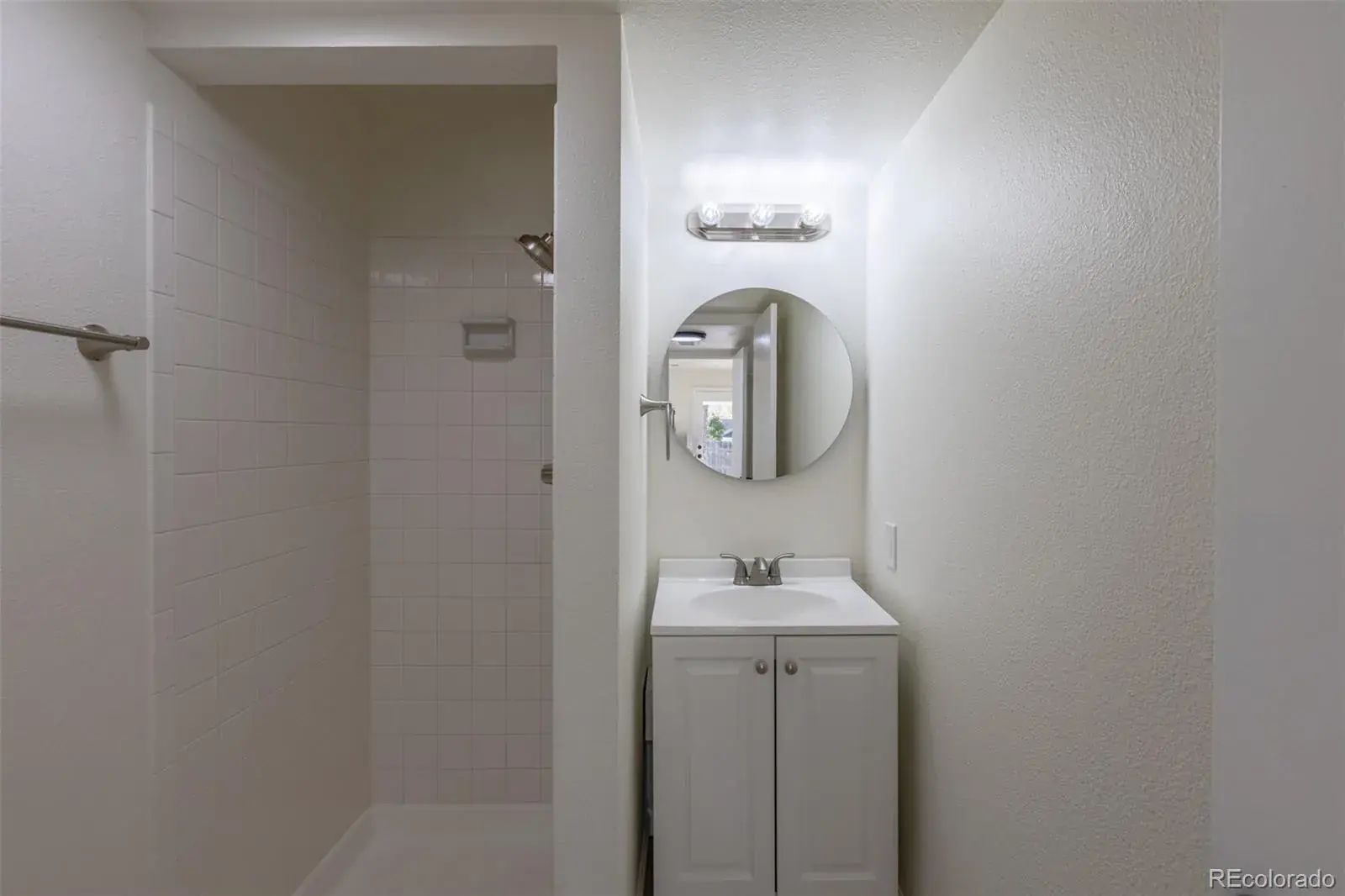 7492 S Marion Street Centennial CO 80122 MLS #REC3095791 12302025005203 1600 18