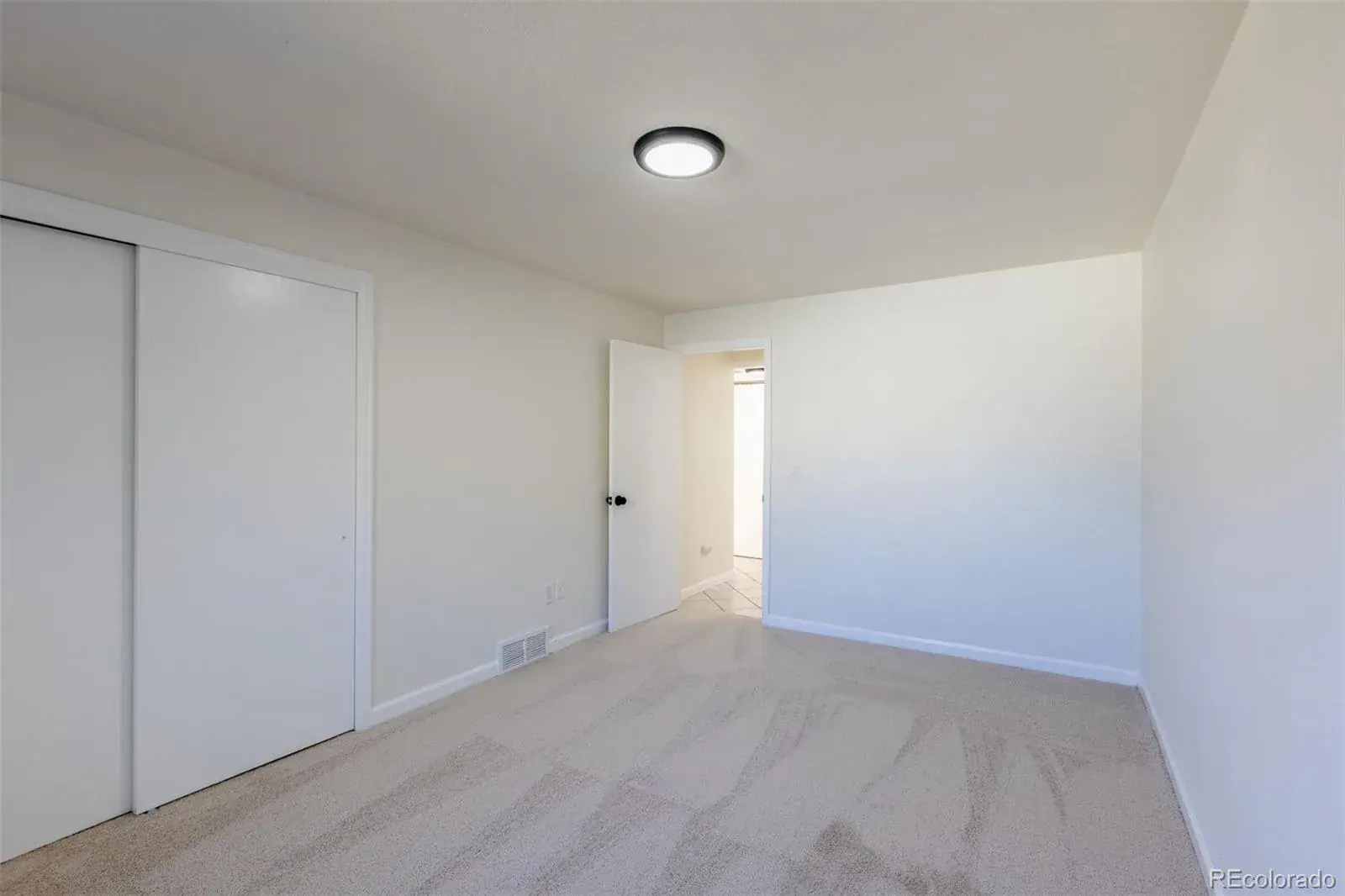 7492 S Marion Street Centennial CO 80122 MLS #REC3095791 12302025005203 1600 22