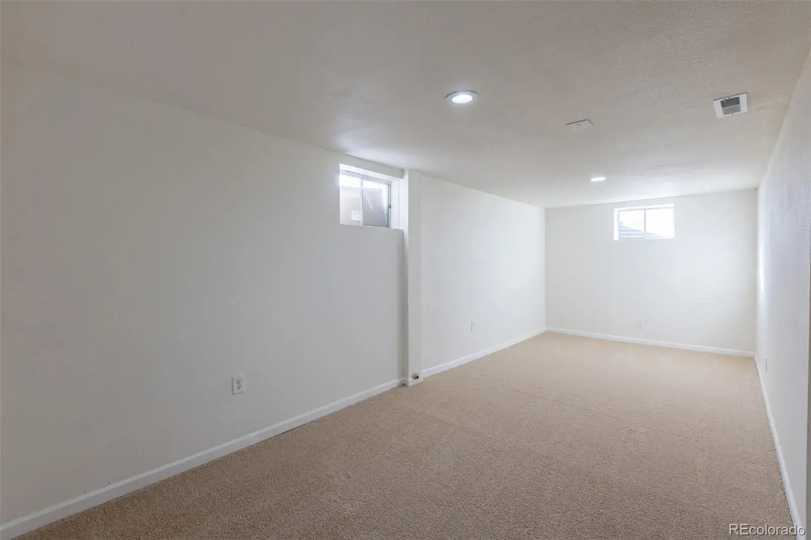 7492 S Marion Street Centennial CO 80122 MLS #REC3095791 12302025005203 1600 23