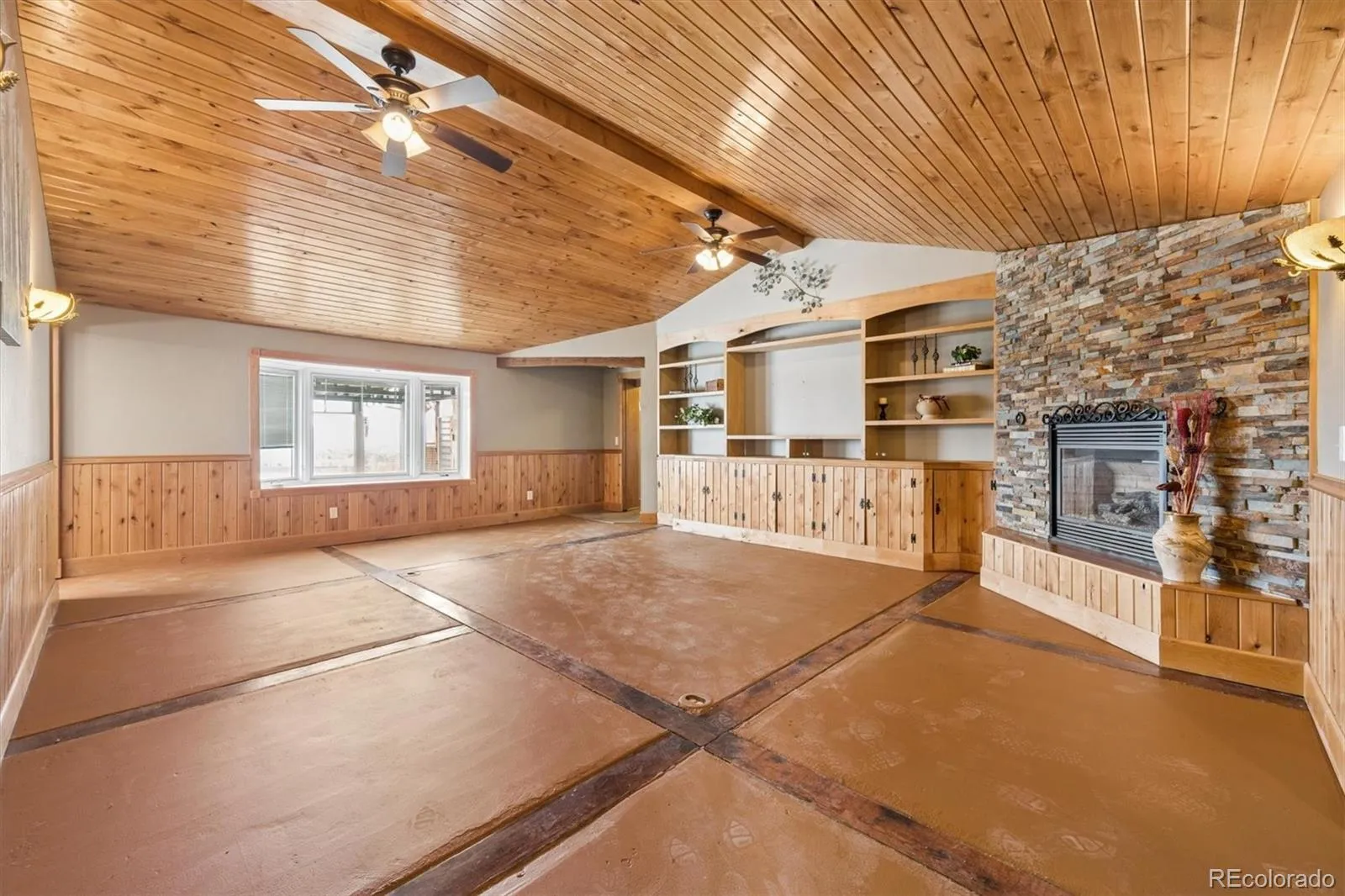 04162026144222 1600 18