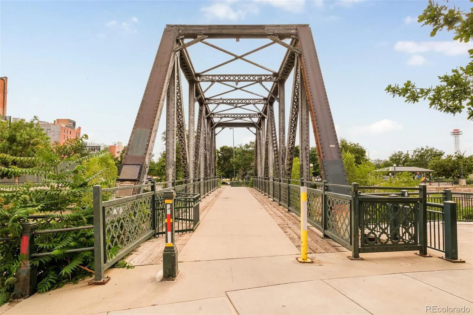 04032026185532 1600 27