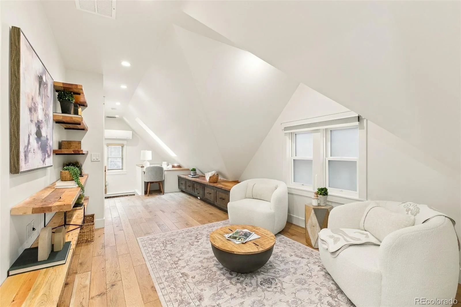 39 W Cedar Avenue Denver CO 80223 | MLS #REC3097097 10072026000349 1600 26