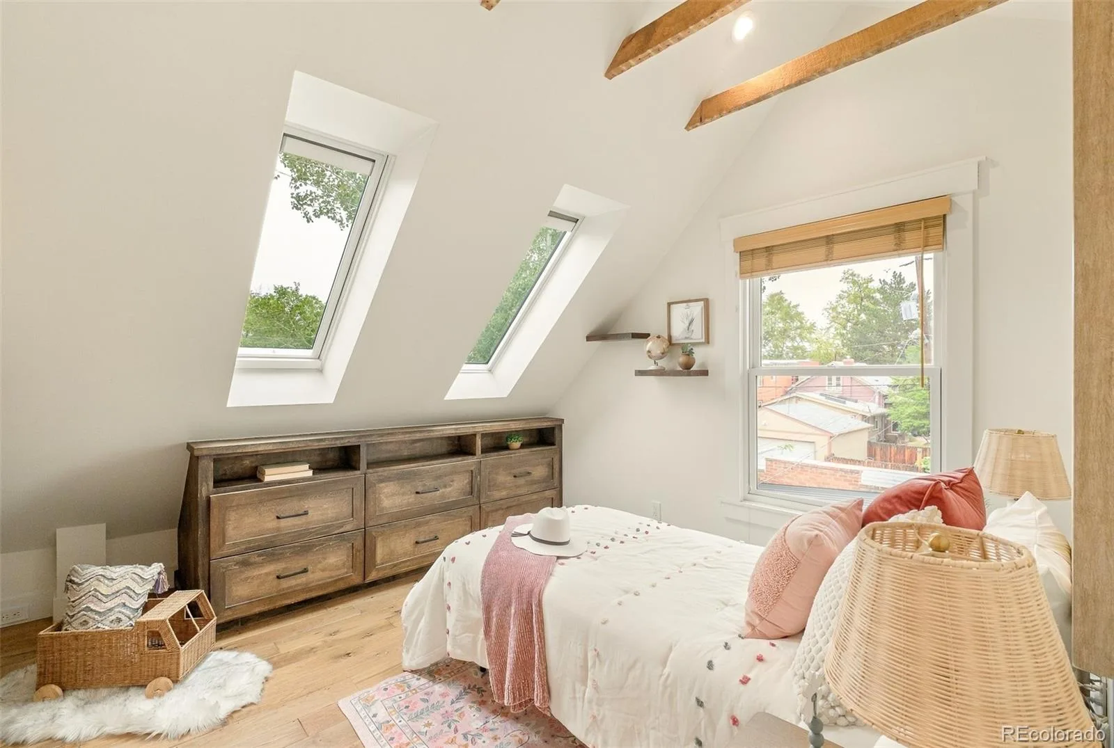 39 W Cedar Avenue Denver CO 80223 | MLS #REC3097097 10072026000349 1600 28