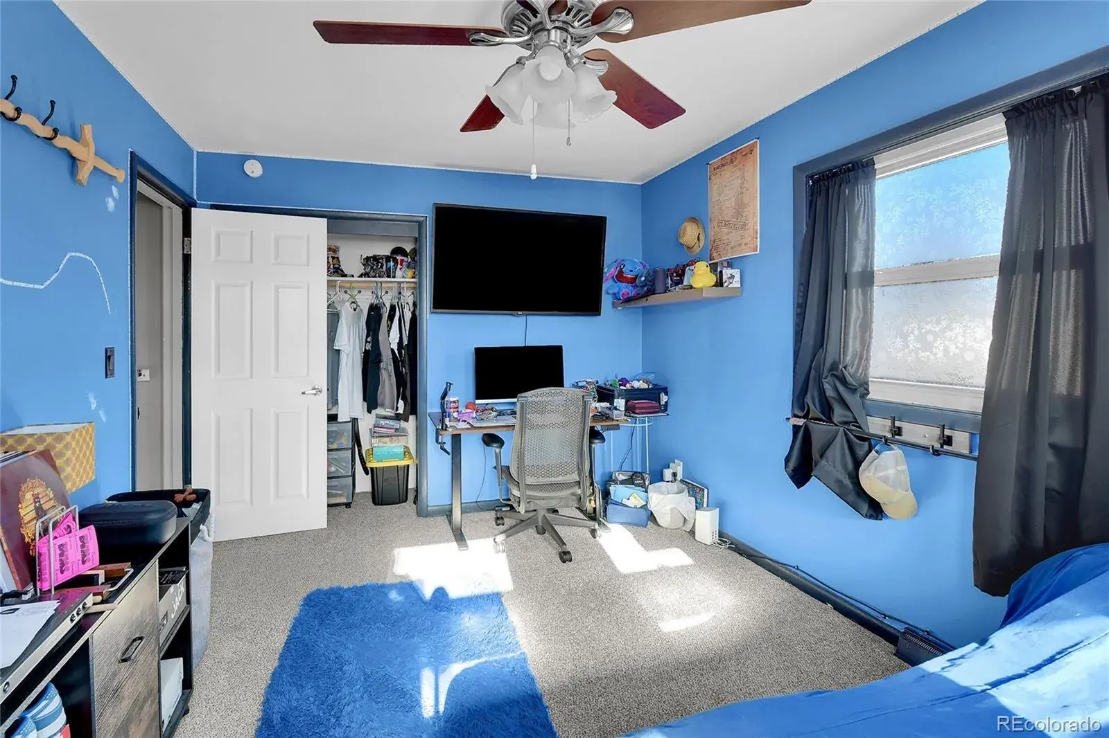 12062025020537 1600 12