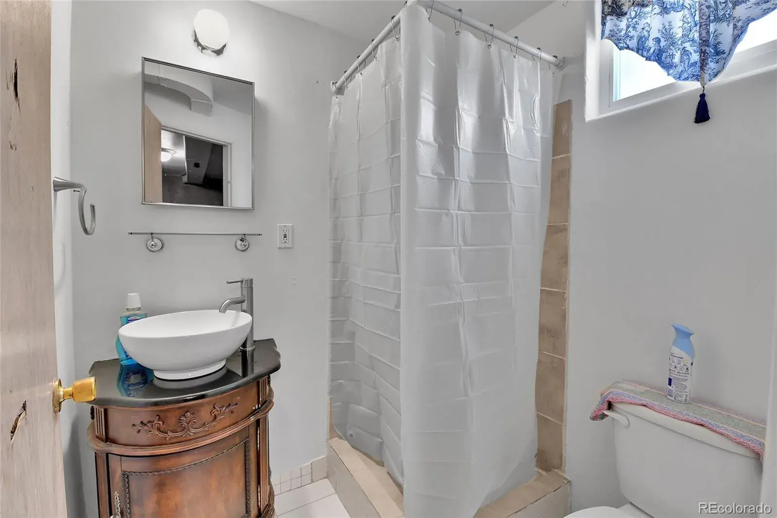 12062025020537 1600 21