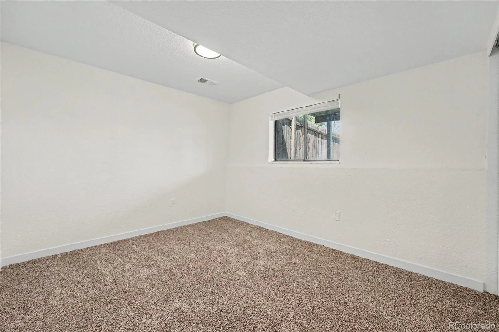 106 Yank Way Denver CO 80228 MLS #REC3099995 06092026161243 1600 13