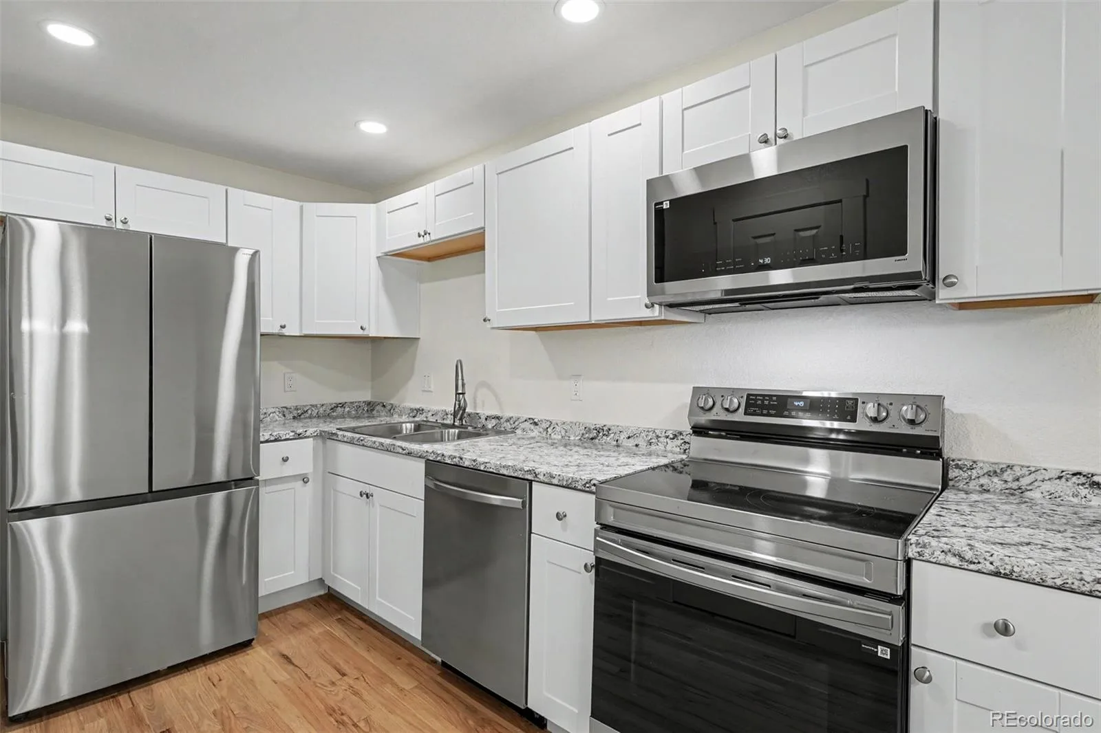 106 Yank Way Denver CO 80228 MLS #REC3099995 06092026161243 1600 6