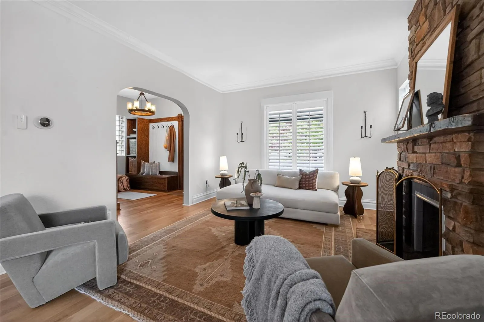 1003 S Emerson Street Denver CO 80209 MLS #REC3101038 05092026020250 1600 10