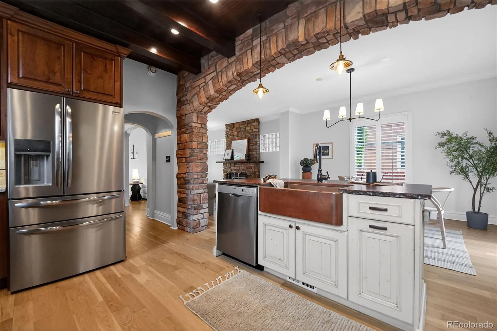 1003 S Emerson Street Denver CO 80209 MLS #REC3101038 05092026020250 1600 15