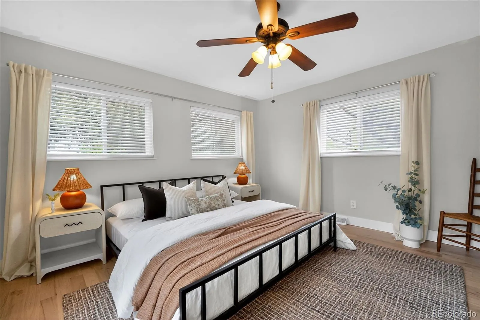 1003 S Emerson Street Denver CO 80209 MLS #REC3101038 05092026020250 1600 22