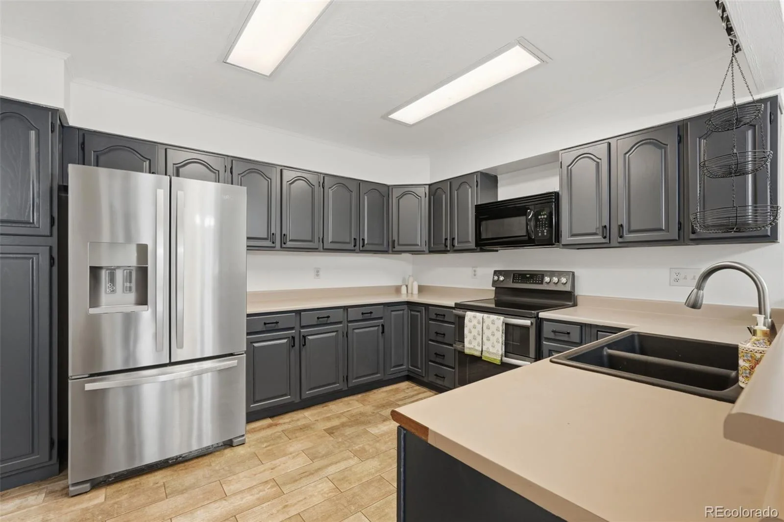 3255 Yarrow Court Wheat Ridge CO 80033 | MLS #REC3102106 08262026161802 1600 25