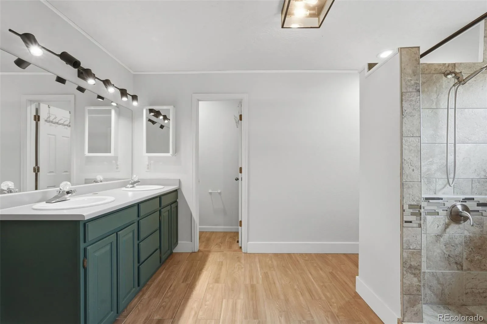 3255 Yarrow Court Wheat Ridge CO 80033 | MLS #REC3102106 08262026161802 1600 35