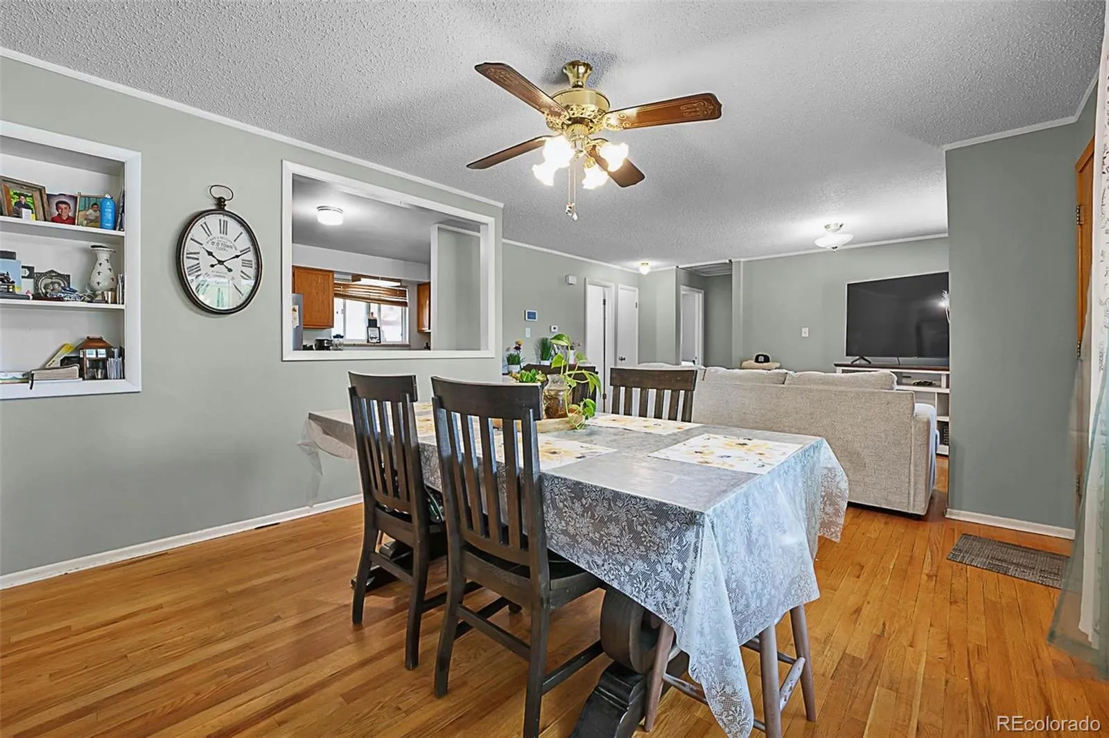 04102026165441 1600 16