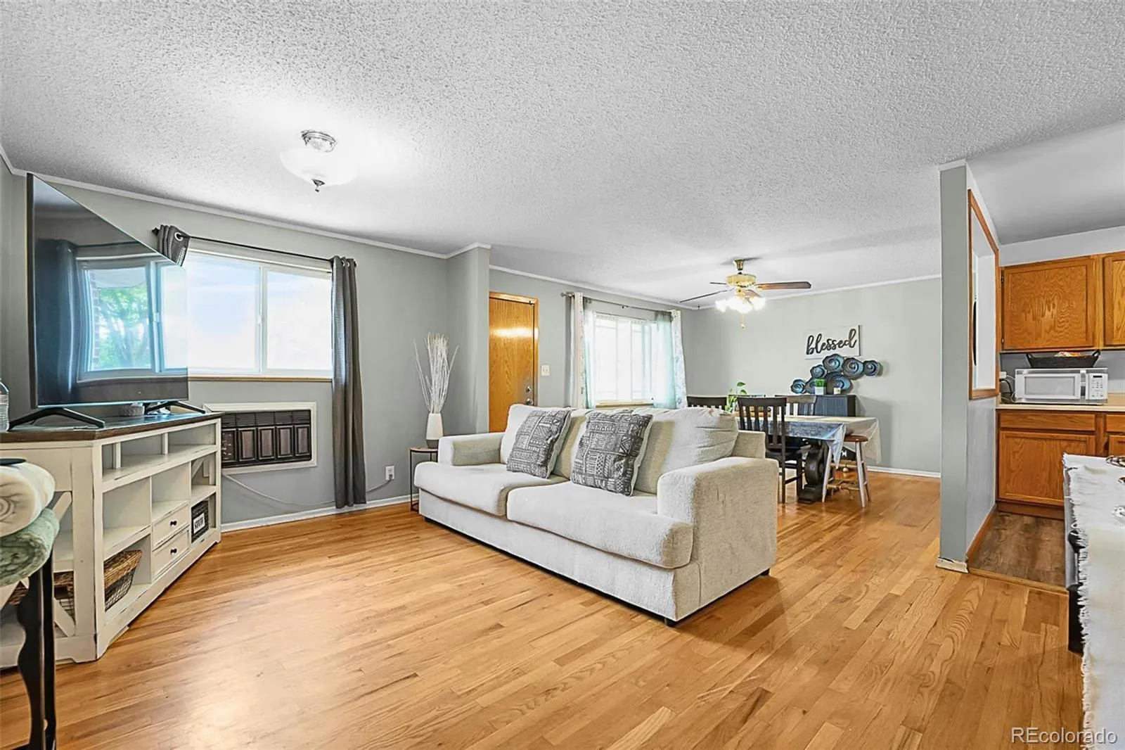 04102026165441 1600 18