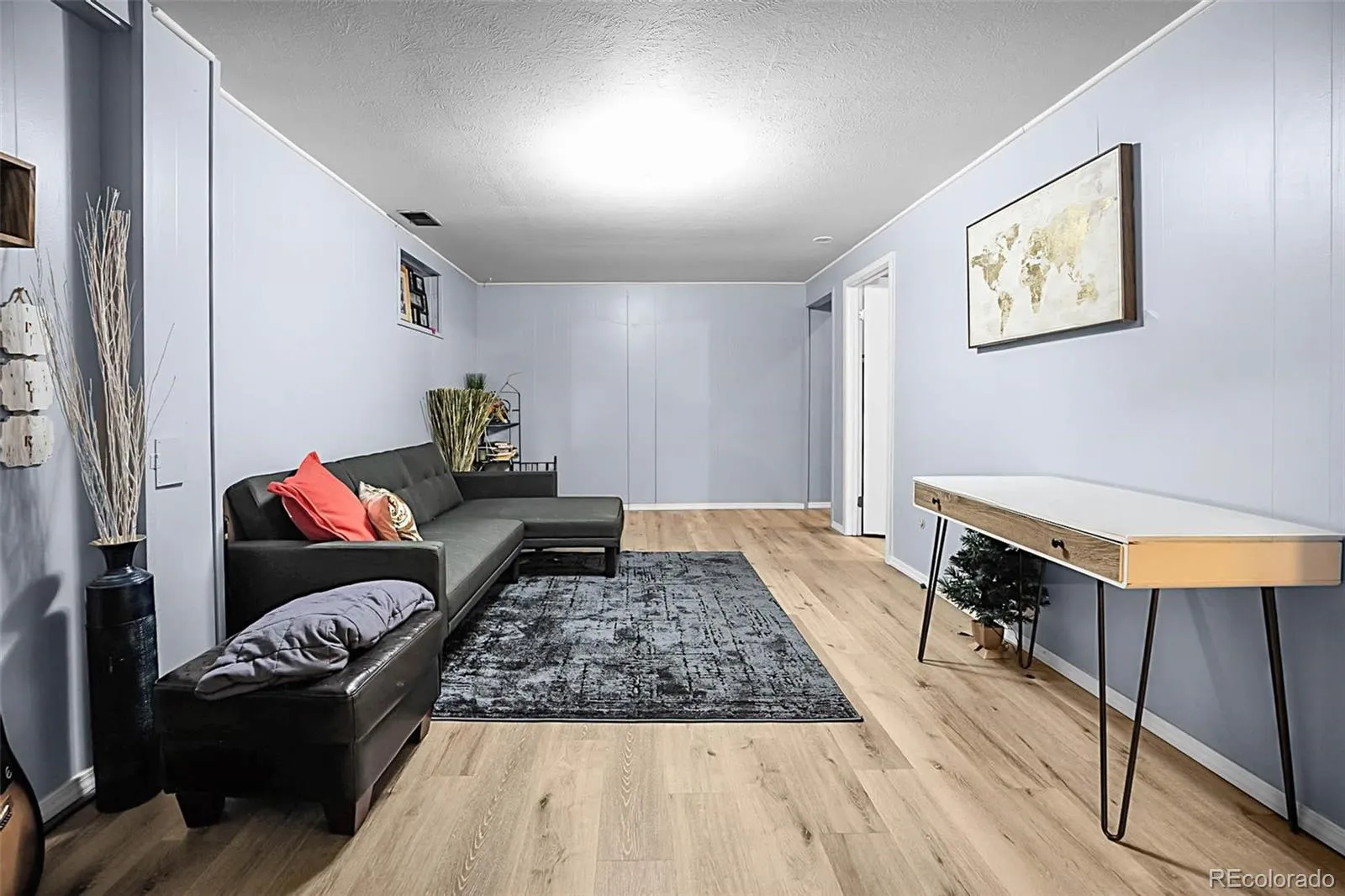 04102026165441 1600 26