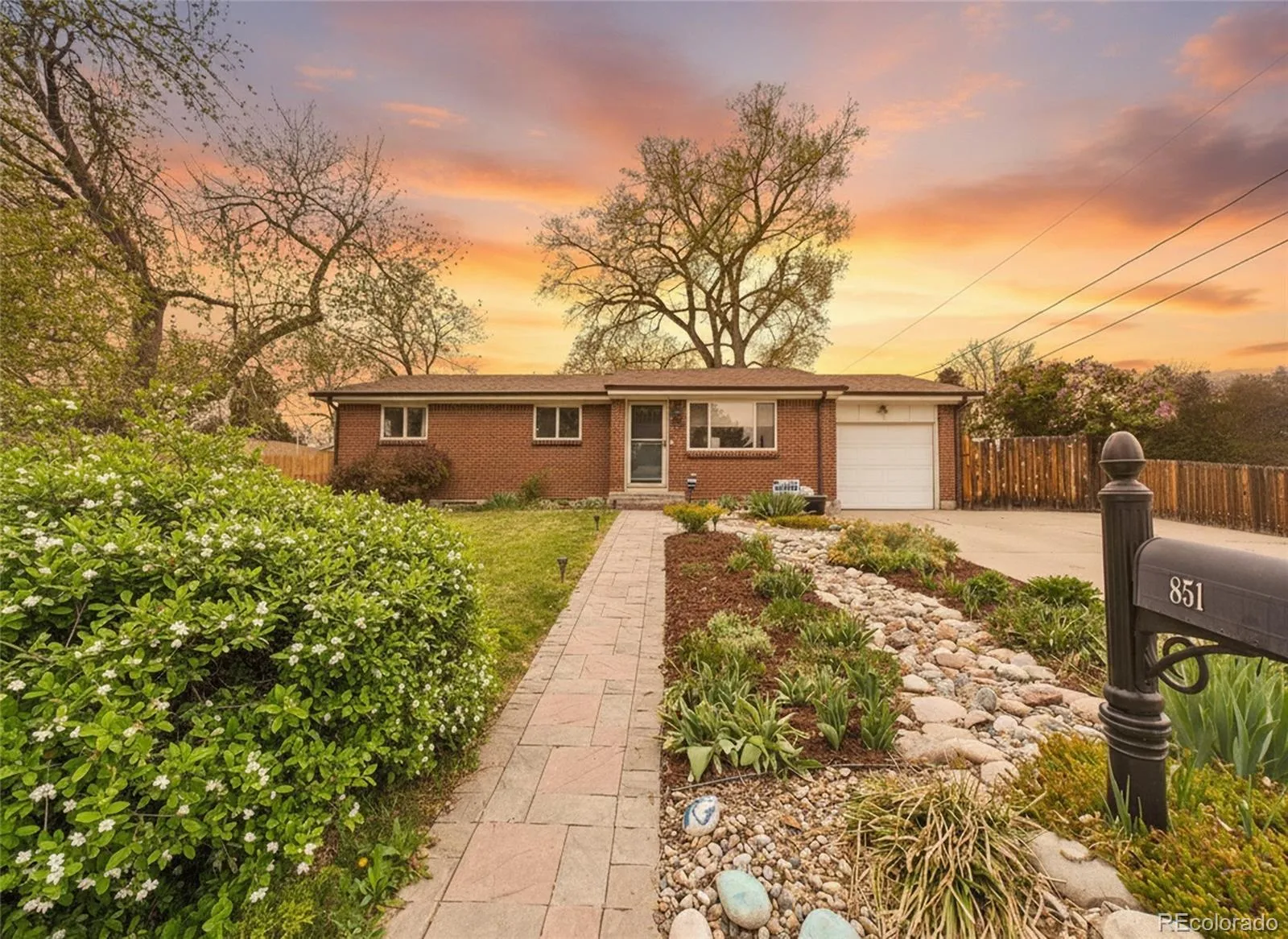 851 Miller Court Lakewood CO 80215 MLS #REC3105035 05012026152954 1600 0