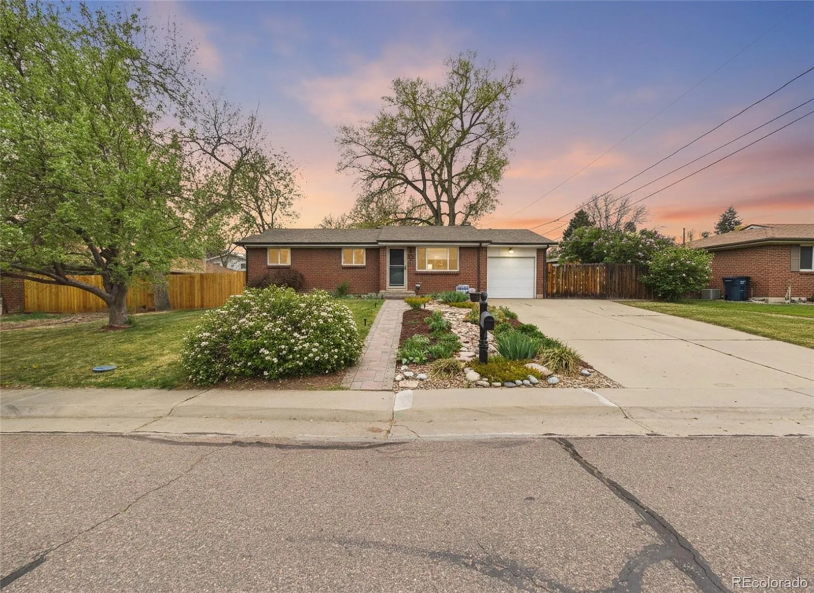 851 Miller Court Lakewood CO 80215 MLS #REC3105035 05012026152954 1600 1