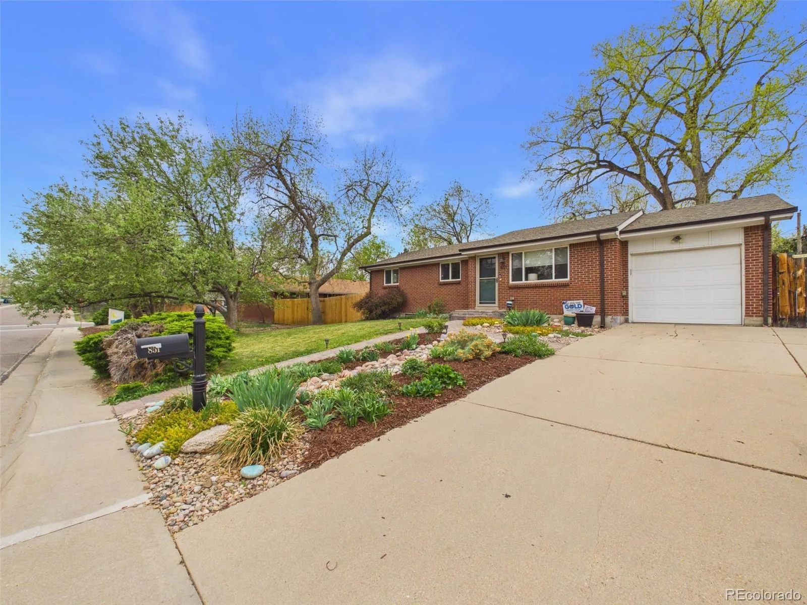 851 Miller Court Lakewood CO 80215 MLS #REC3105035 05012026152954 1600 2