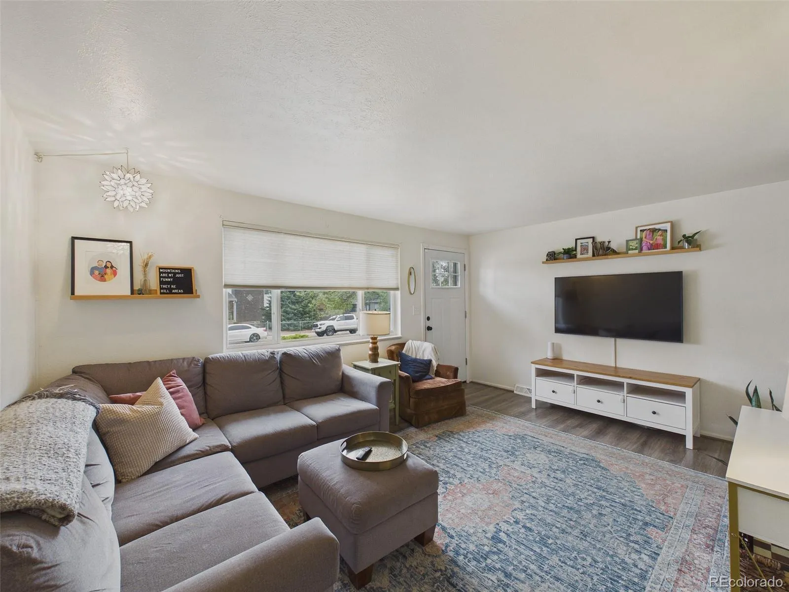 851 Miller Court Lakewood CO 80215 MLS #REC3105035 05012026152954 1600 3