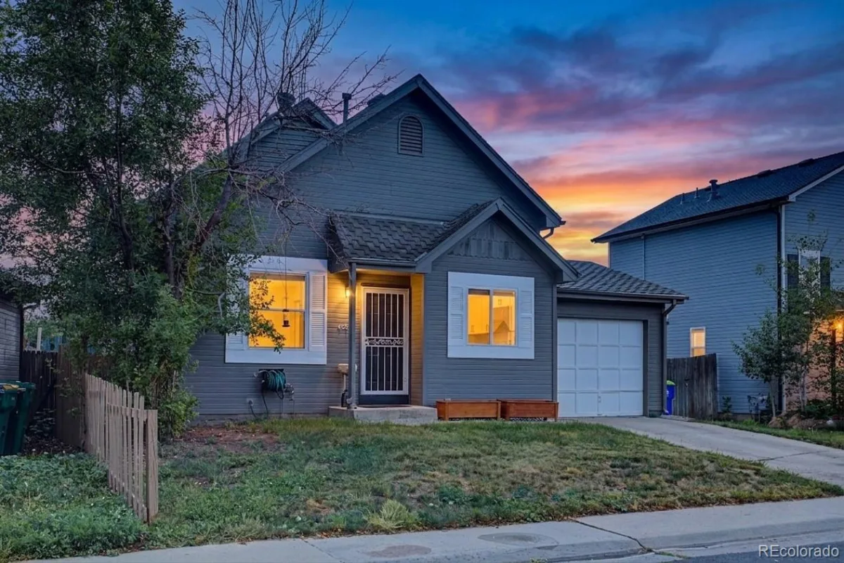 4683 S Buckley Way Aurora CO 80015 | MLS #REC3106505 06102026180838 1200 1