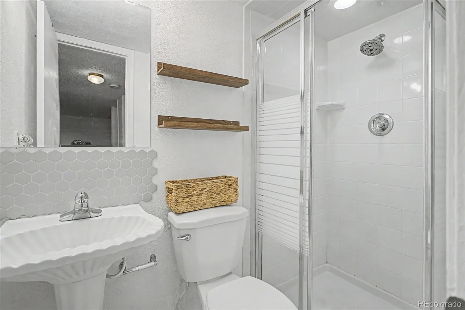 4683 S Buckley Way Aurora CO 80015 | MLS #REC3106505 06102026180838 1600 14
