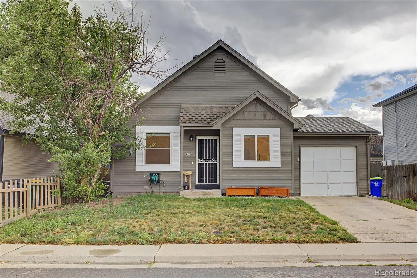 4683 S Buckley Way Aurora CO 80015 | MLS #REC3106505 06102026180838 1600 35