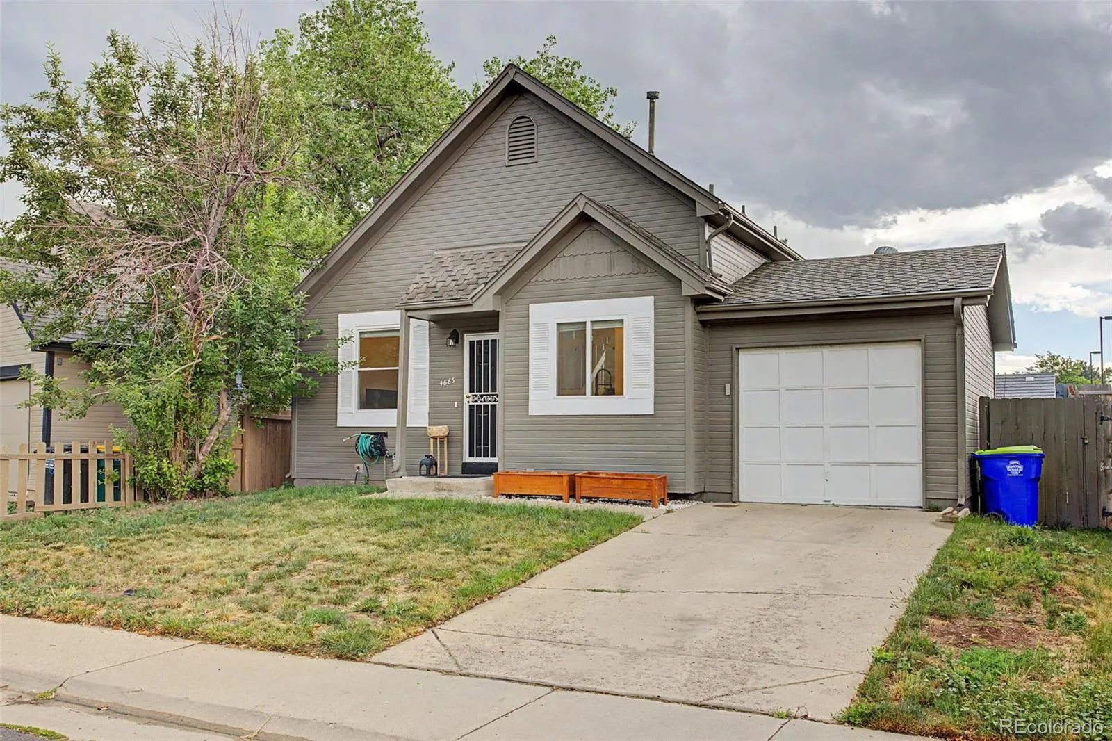 4683 S Buckley Way Aurora CO 80015 | MLS #REC3106505 06102026180838 1600 36