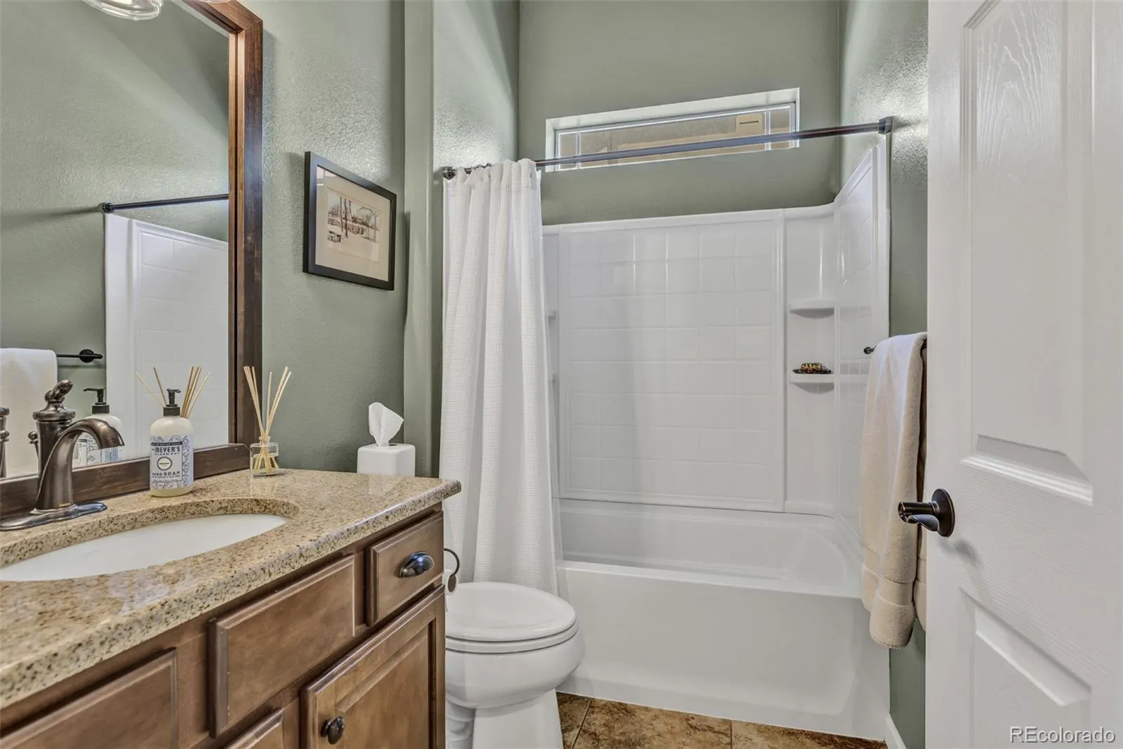 16023 Torreys Way Broomfield CO 80023 MLS #REC3107256 05092026020225 1600 19