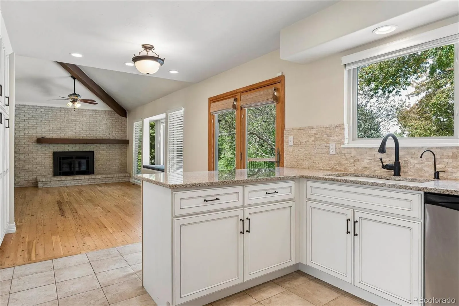 2727 E Jamison Avenue Centennial CO 80122 MLS #REC3107860 04302026182802 1600 18