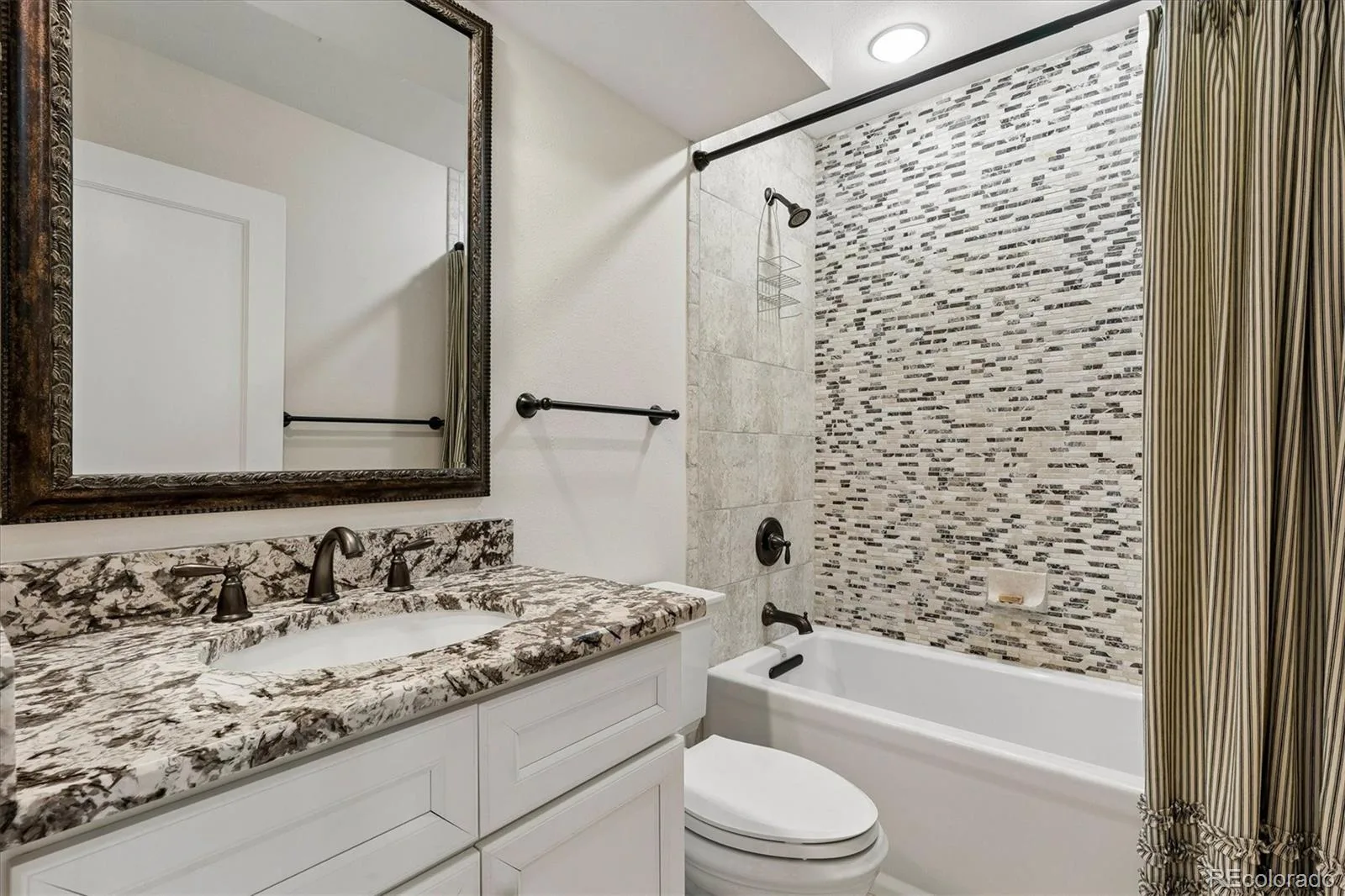 2727 E Jamison Avenue Centennial CO 80122 MLS #REC3107860 06242026225844 1600 31