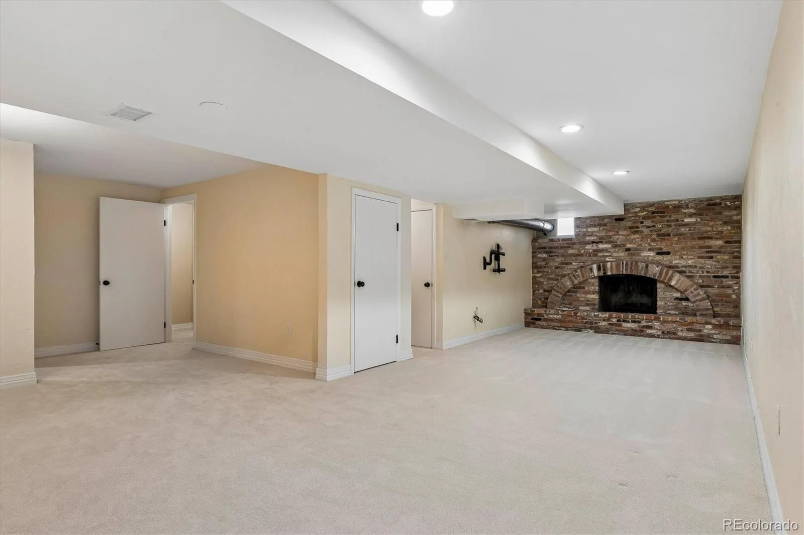 2727 E Jamison Avenue Centennial CO 80122 MLS #REC3107860 06242026225844 1600 36