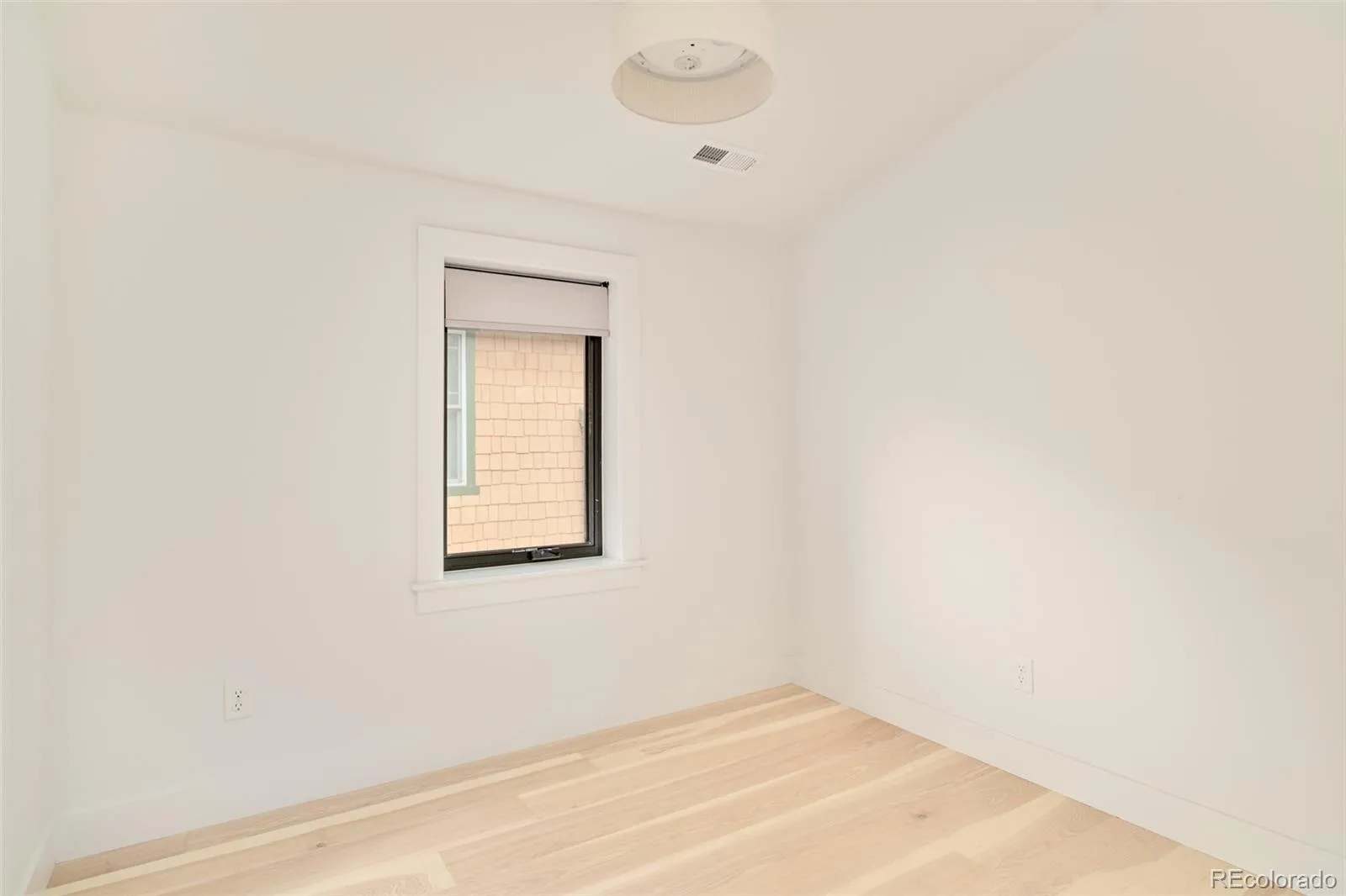 04172026060710 1600 34