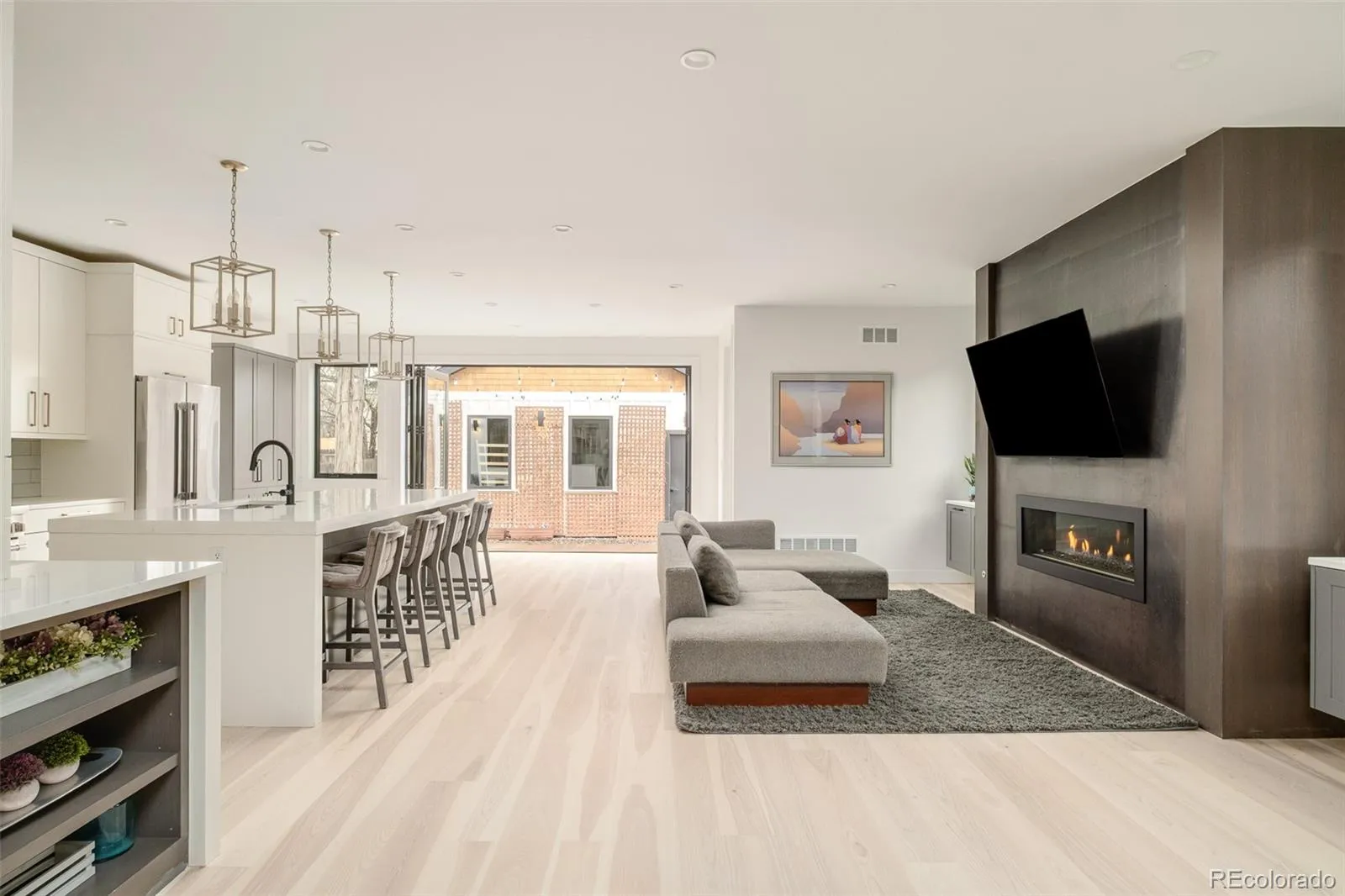 04172026060710 1600 9