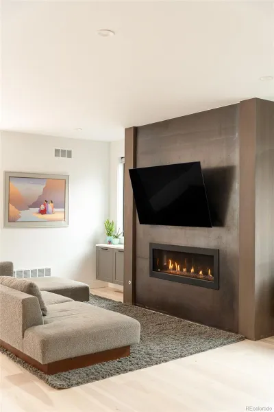 04172026060710 800 6